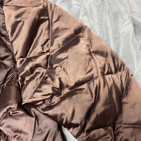 The North Face Brown Puffer Jacket - Picture 10 of 13